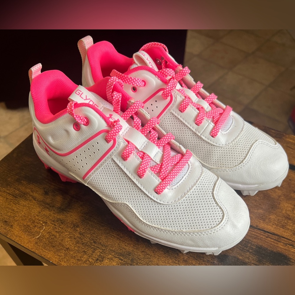 UA Glyde RM Girls Softball cleats - Picture 4 of 6